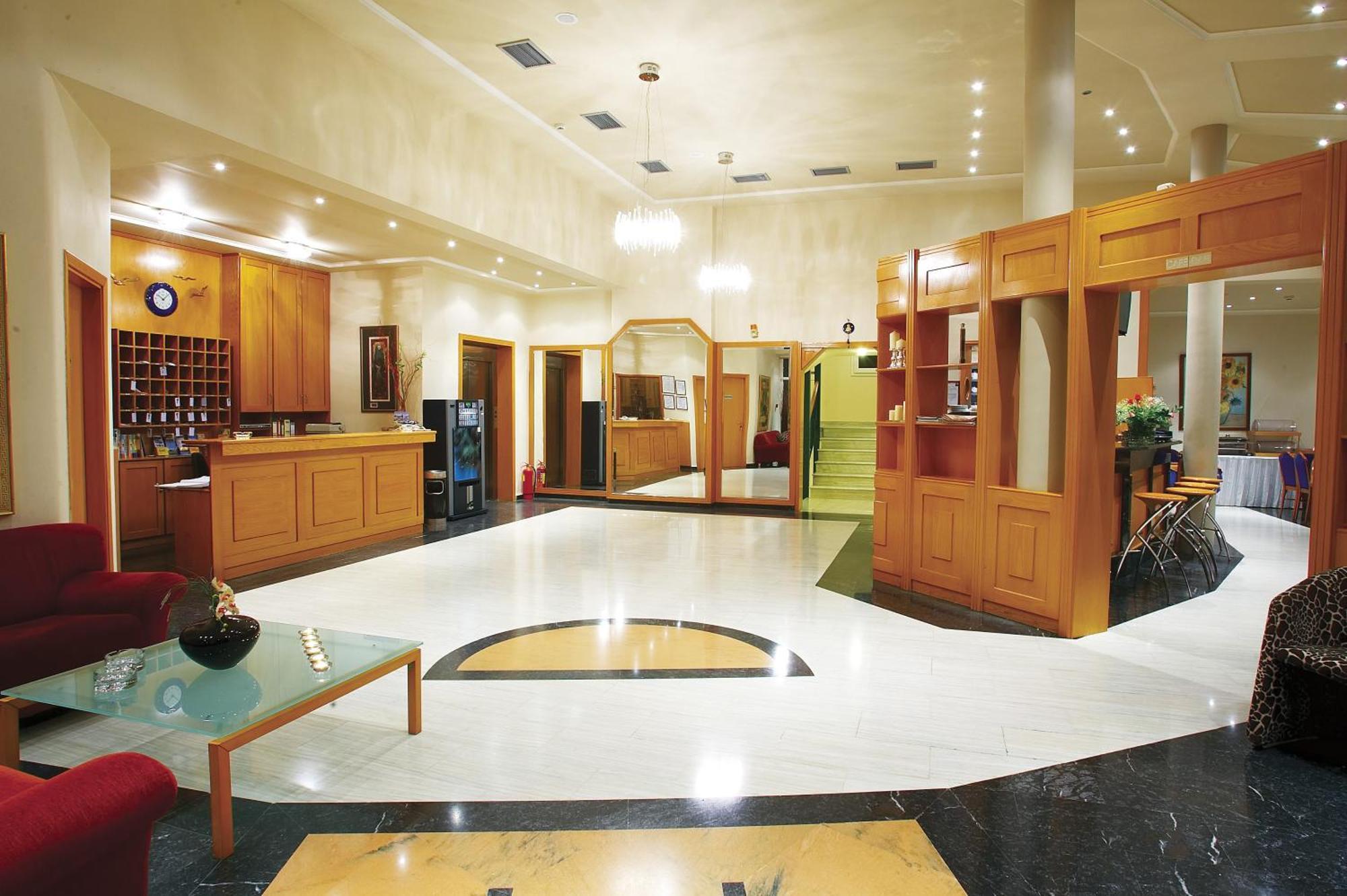 Iris Hotel Терми Экстерьер фото